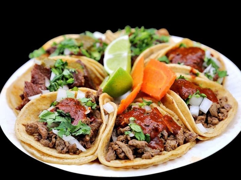 Grullense's Tacos food